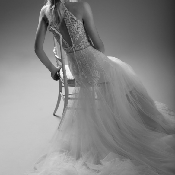 Lihi Hod Dreams - June Gown - Picture 4 of 4